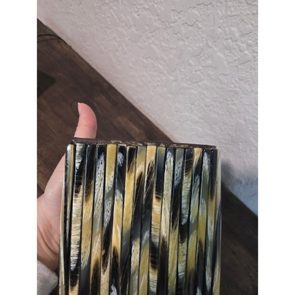 Tory Burch Kerry Resin Clutch - Picture 4 of 13